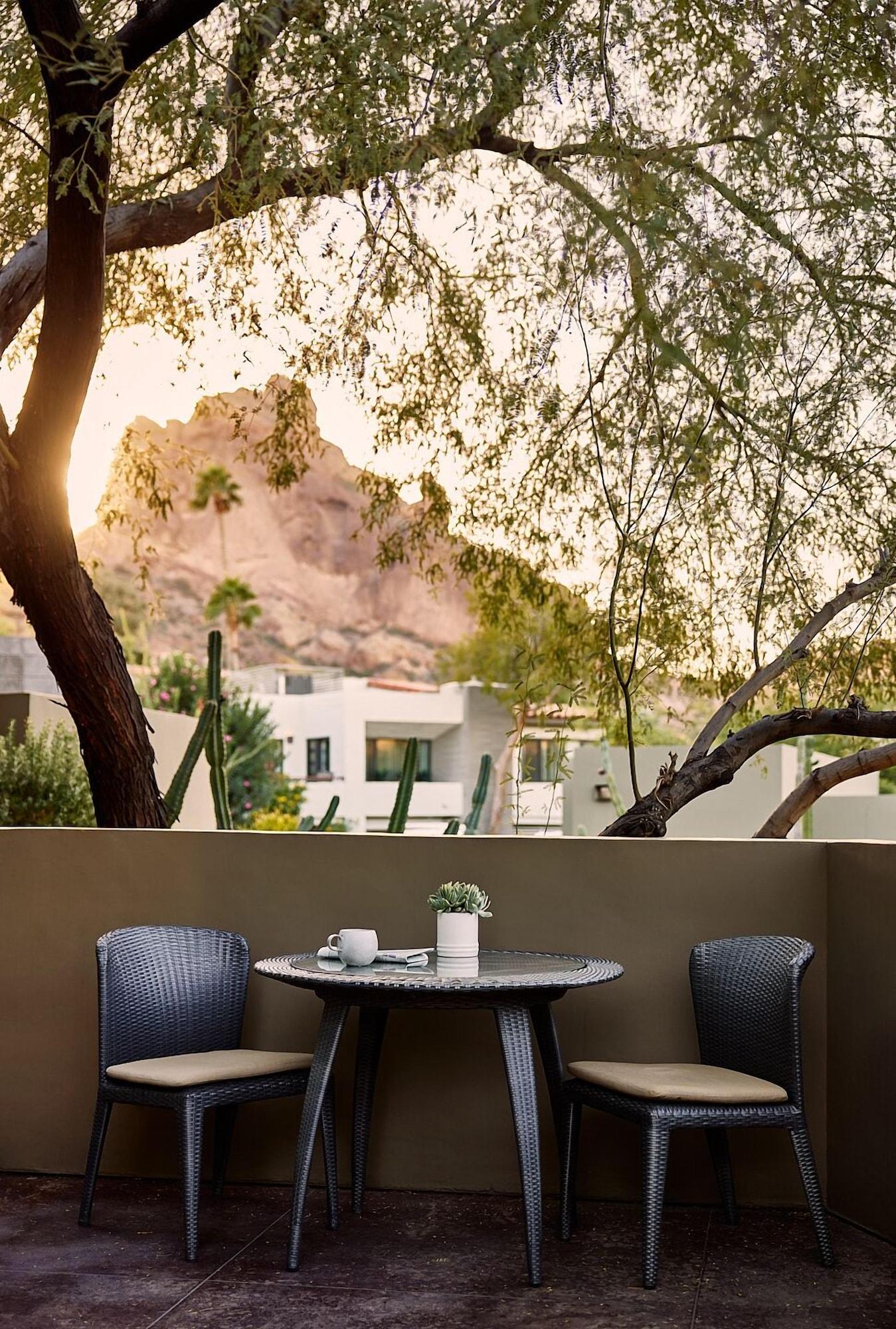 Sanctuary Camelback Mountain And 4* Paradise Valley