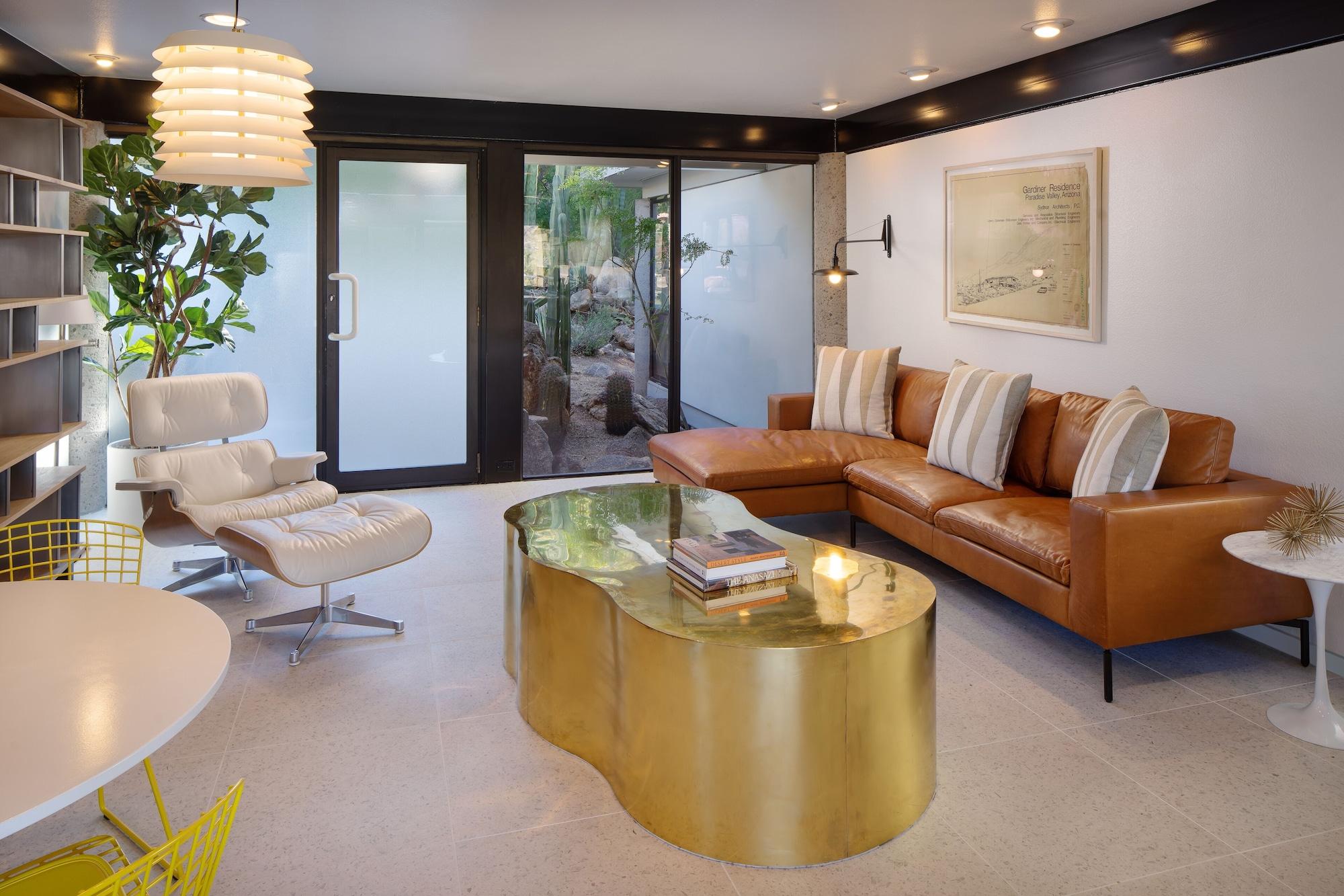 Sanctuary Camelback Mountain And Hotel 4*